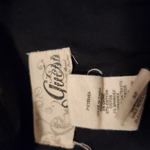 Guess Black button up shirt w/Guess undershirt - Picture 3 of 7